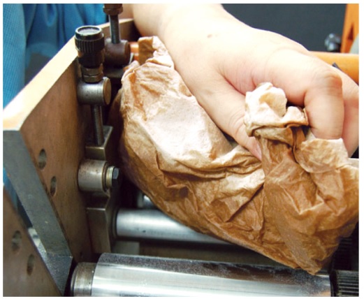 NVA@L^I@EF@4܂@2vC@61060@i70~32j