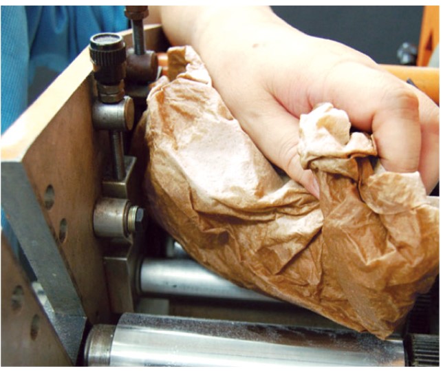 NVA@L^I@EF@4܂@4vC@61050@i50~24j